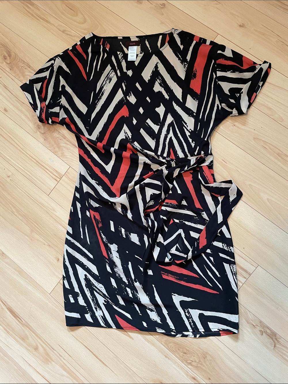 Mark. Women’s Sz S Patterned Dress in Black, Red and Tan